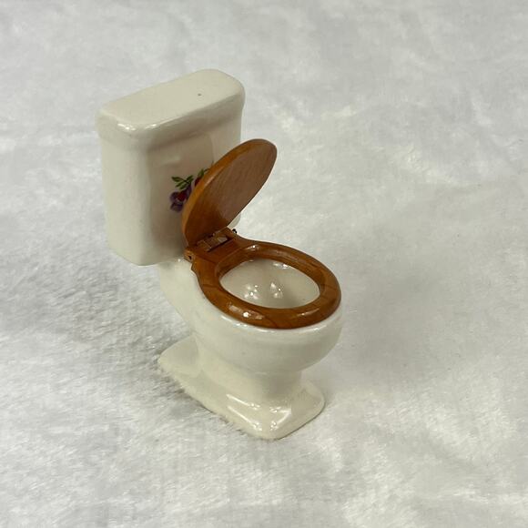 Miniature Porcelain Dollhouse Bathroom Set Sink Toilet Tub Floral 1:12 Scale - Picture 8 of 13